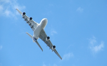 Veszélyesek lehetnek a legrégebbi Airbus A380-asok